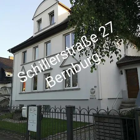 Doja Medical Wellness Center Appartement Bernburg Buitenkant foto